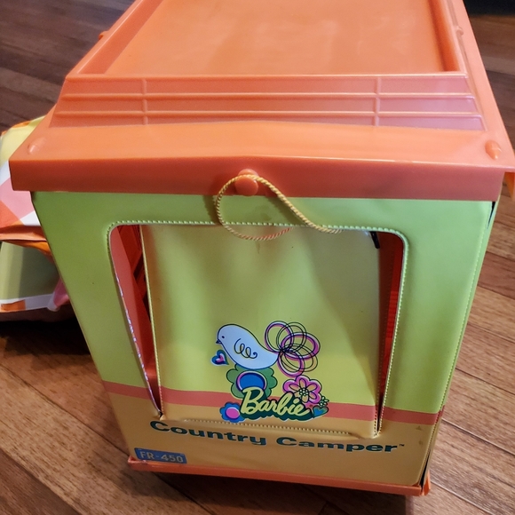 EUC 1971 MATTEL BARBIE COUNTRY CAMPER WITH ACCESSORIES. CROSS POSTED - Picture 7 of 11